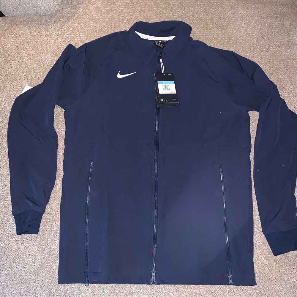 Nike Women’s Team Issued Full Zip Sideline Jacket